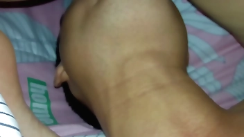 Liếm lồn vợ iu