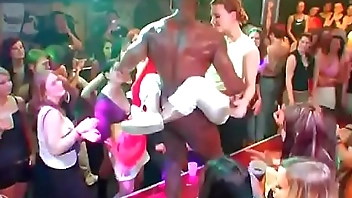 Free party XXX Videos bigboobhonies.com