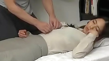 Fuck a d. girl who late for train to get home