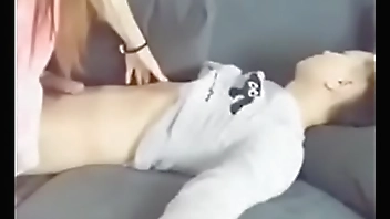 Chinese teen fucks s. on cam