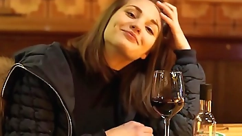 a night living on the red light district in amsterdam with mira