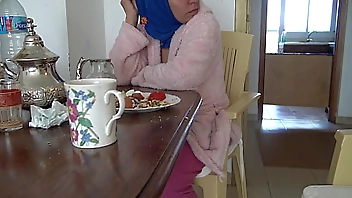 turkish stepmother masturbates her stepson while having breakfast